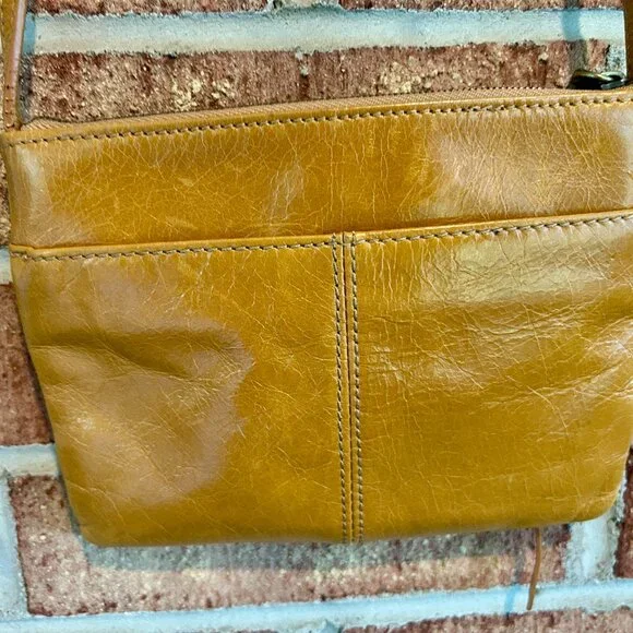 HOBO Amble Leather Crossbody Bag - Picture 8 of 11